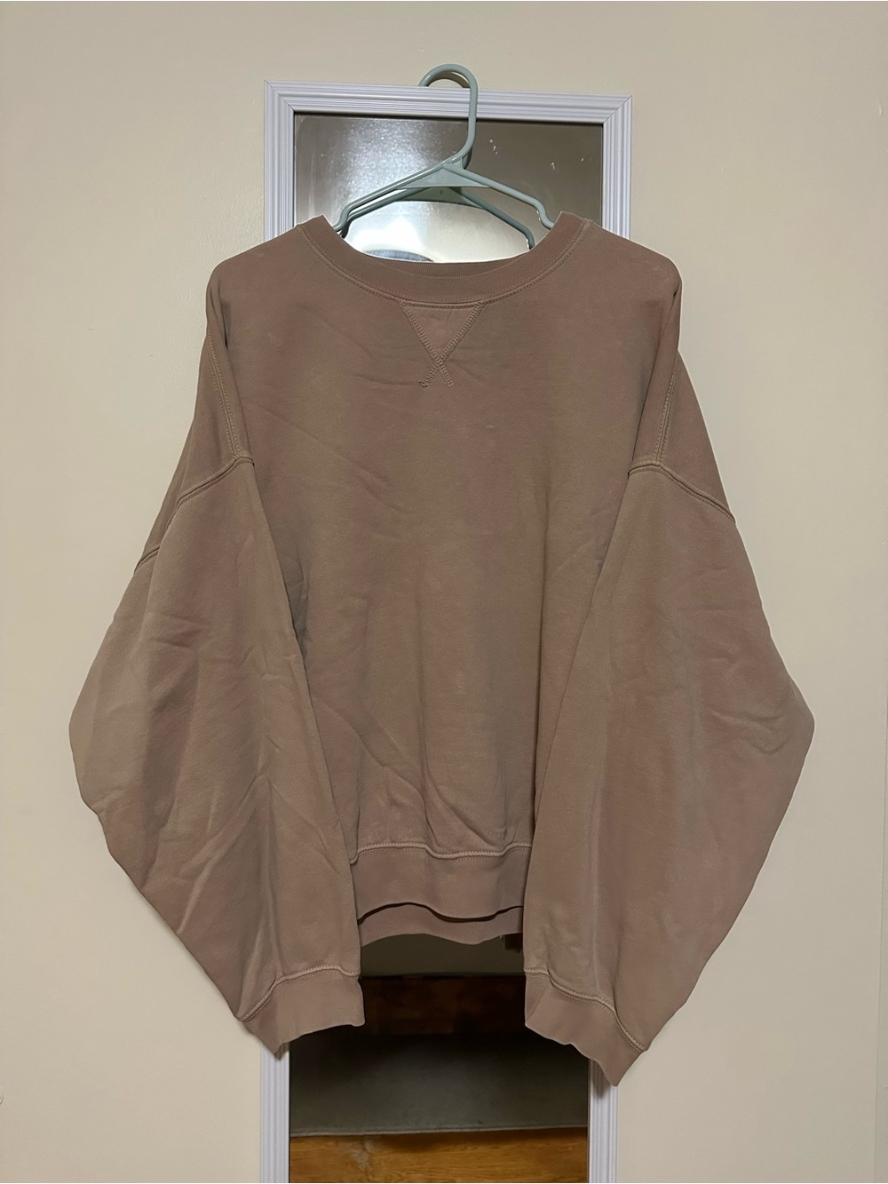American Eagle Crewneck